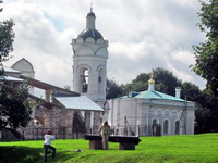 Колокольня и церковь Георгия
